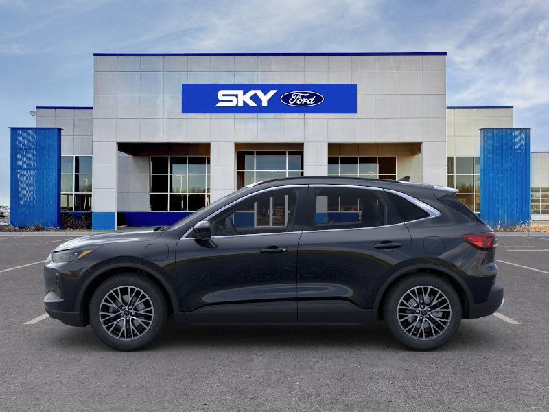 2025 Ford Escape photo 3