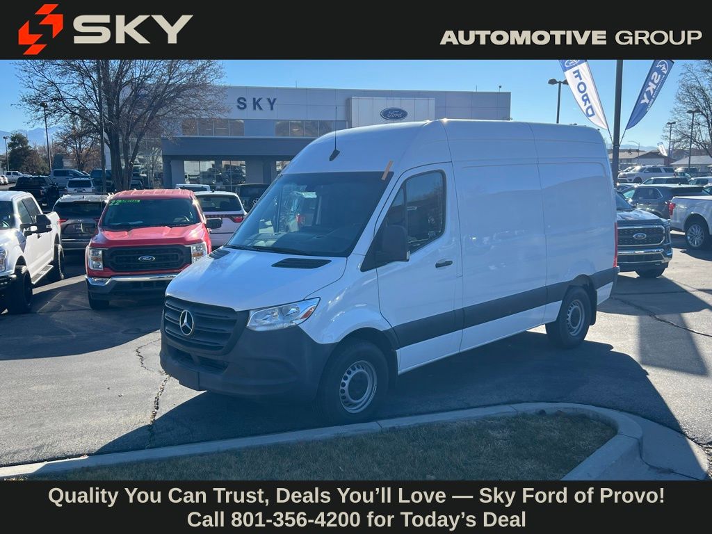 2021 Mercedes-Benz Sprinter Cargo Van Base's photo