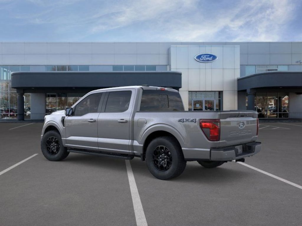 New 2025 Ford F-150 XLT Truck SuperCrew Cab