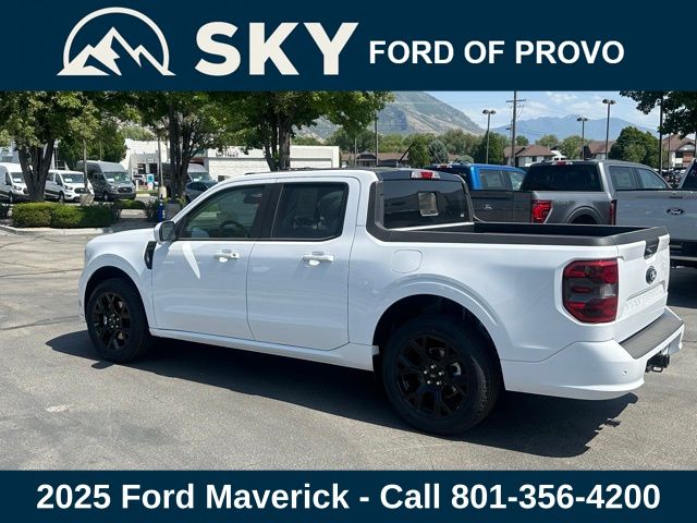 2025 Ford Maverick photo 3