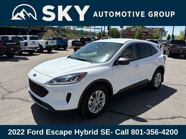 2022 Ford Escape SE Hybrid photo 2