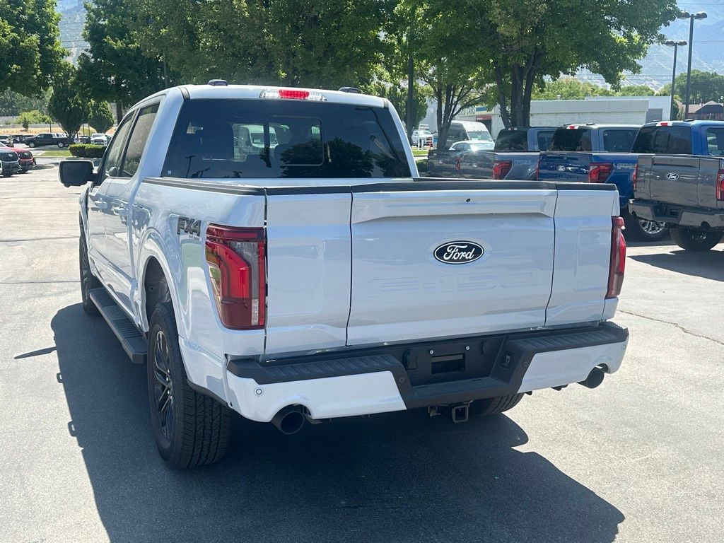 2025 Ford F-150 Lariat photo 4