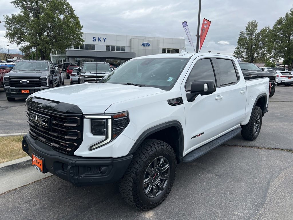 2024 GMC Sierra 4WD Crew Cab Short Box AT4X's photo