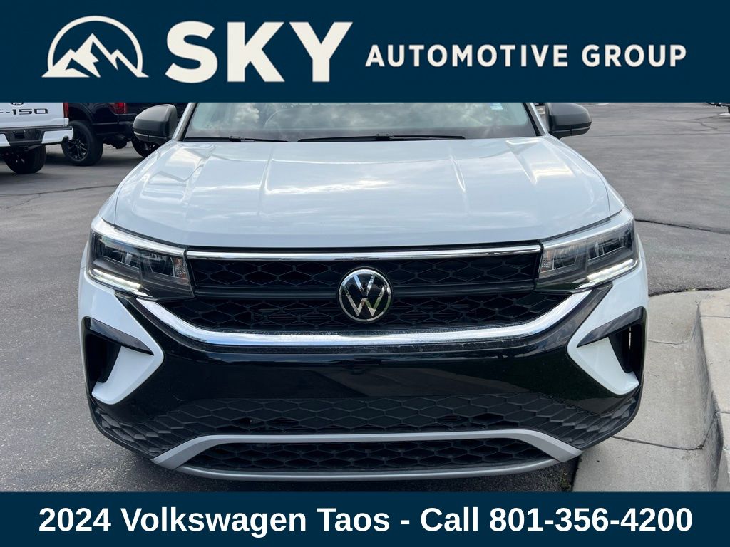 2024 Volkswagen Taos S photo 3