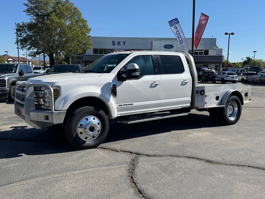 2019 Ford F-450 Lariat 4x4 Crew Cab 8' Box DRW's photo