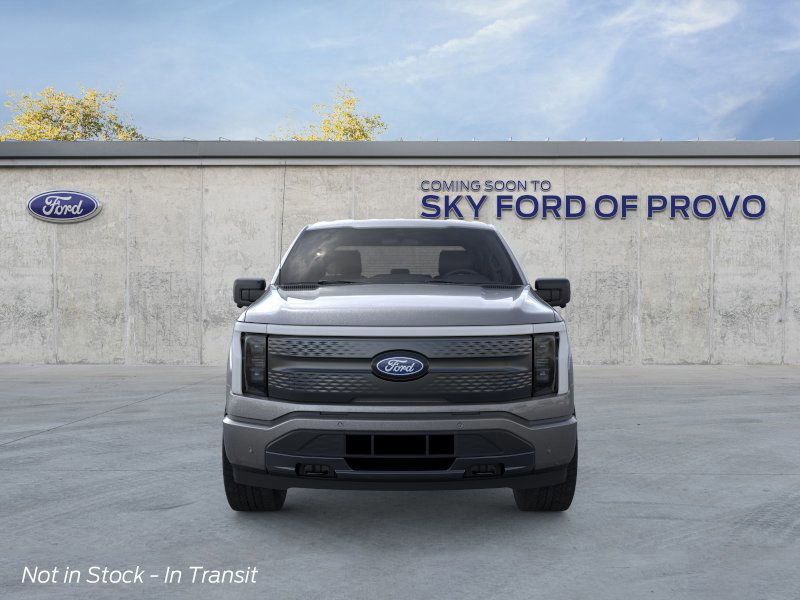2025 Ford F-150 Lightning photo 4