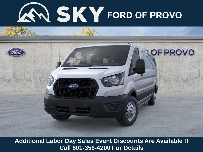 2025 Ford Transit photo 3
