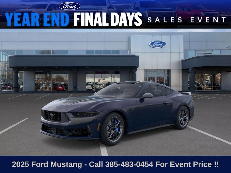 2025 Ford Mustang Dark Horse's photo