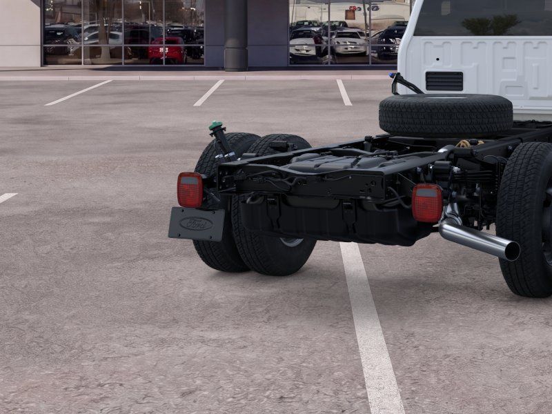 2026 Ford F-350 Super Duty Chassis Cab XL - Photo 22