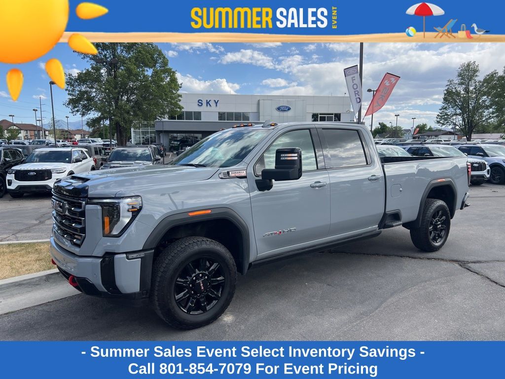 2025 GMC Sierra 4WD Crew Cab Standard Box AT4's photo