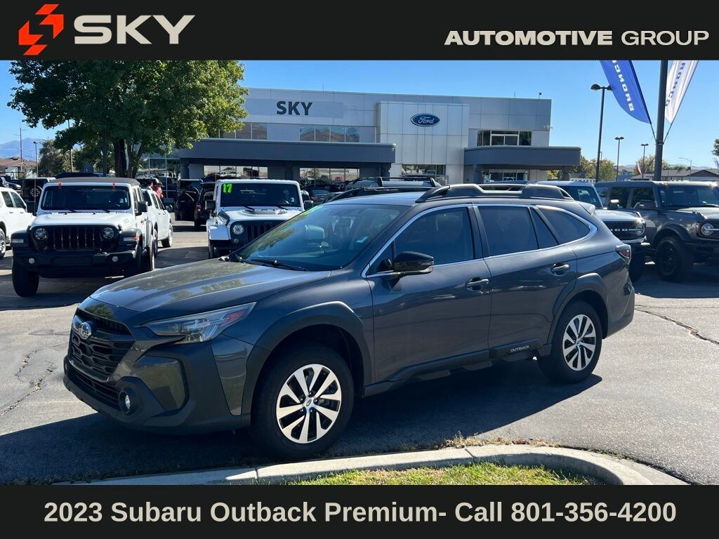 Used 2023 Subaru Outback Premium SUV