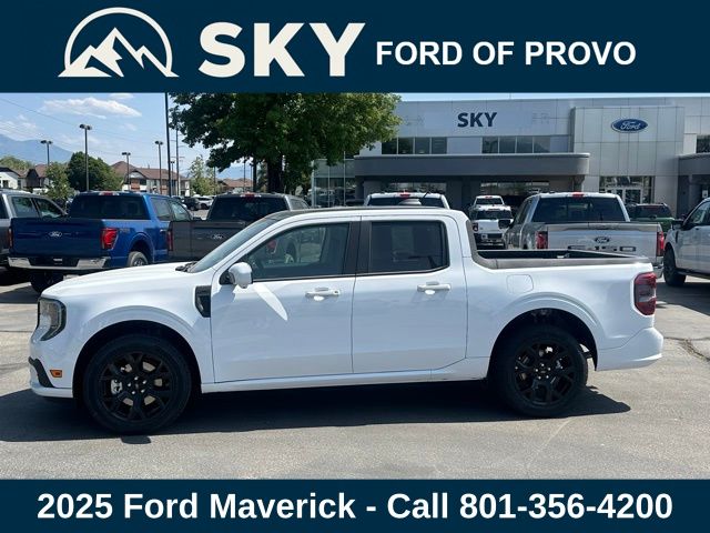 2025 Ford Maverick photo 2