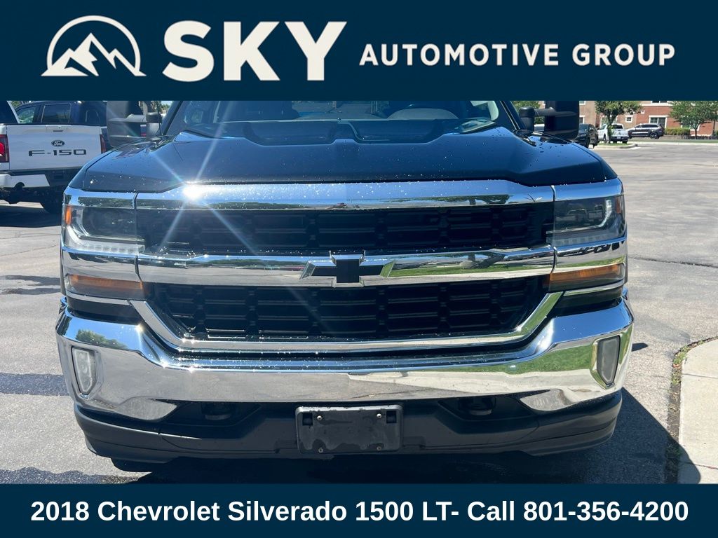 2018 Chevrolet Silverado 1500 LT photo 3