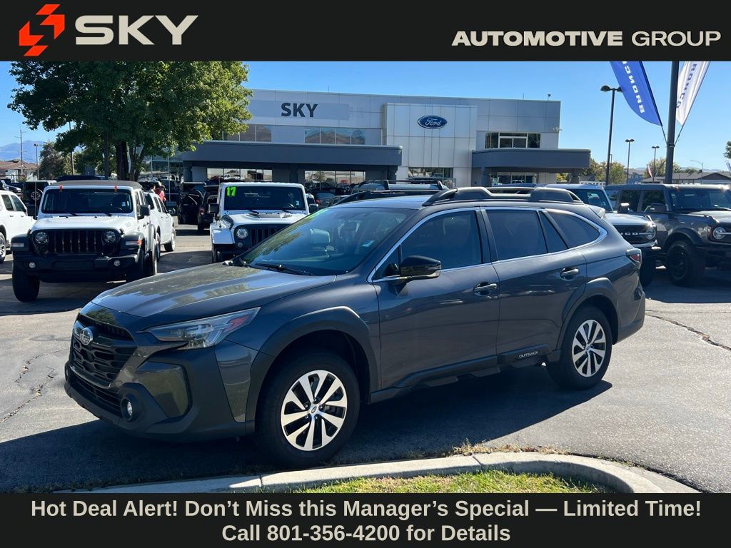 2023 Subaru Outback Premium's photo