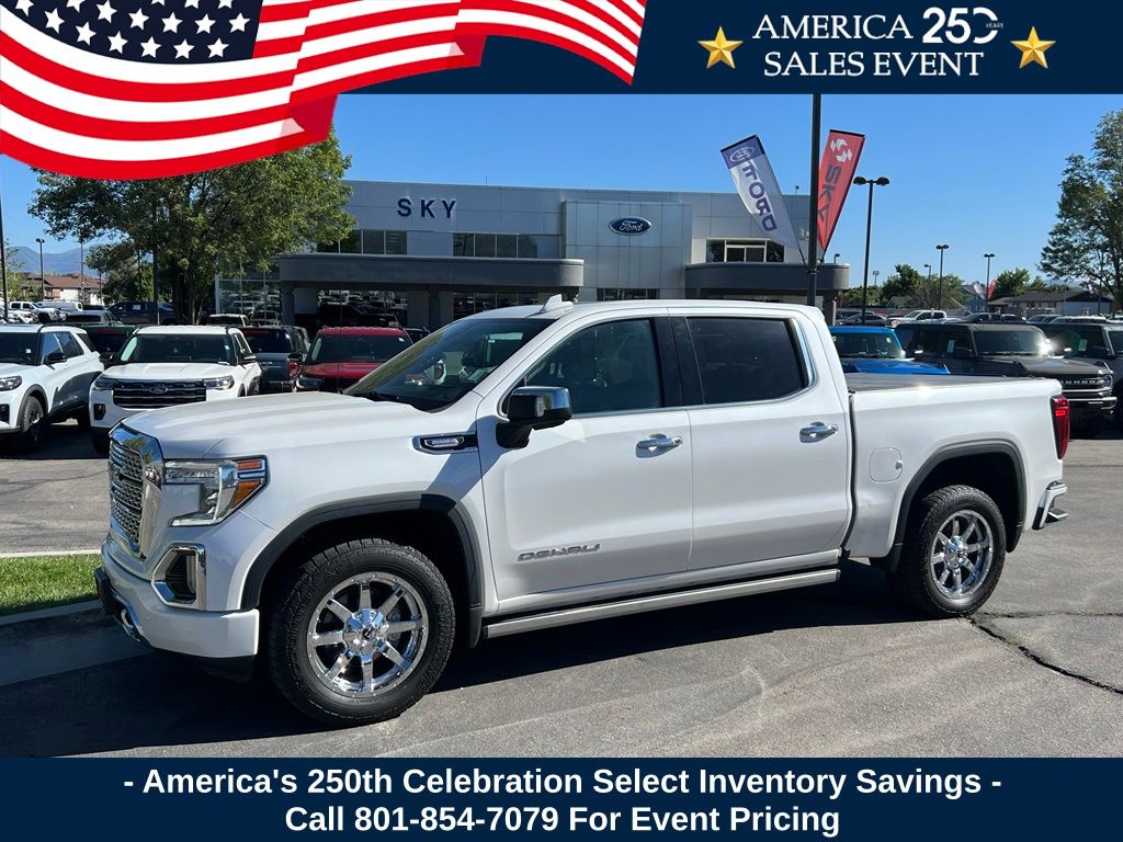 2021 GMC Sierra 4WD Crew Cab Short Box Denali's photo