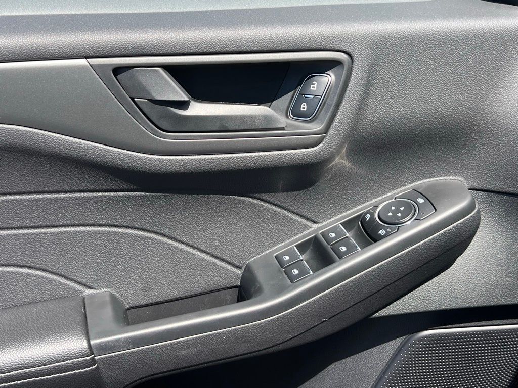 2025 Ford Escape Active - Photo 28