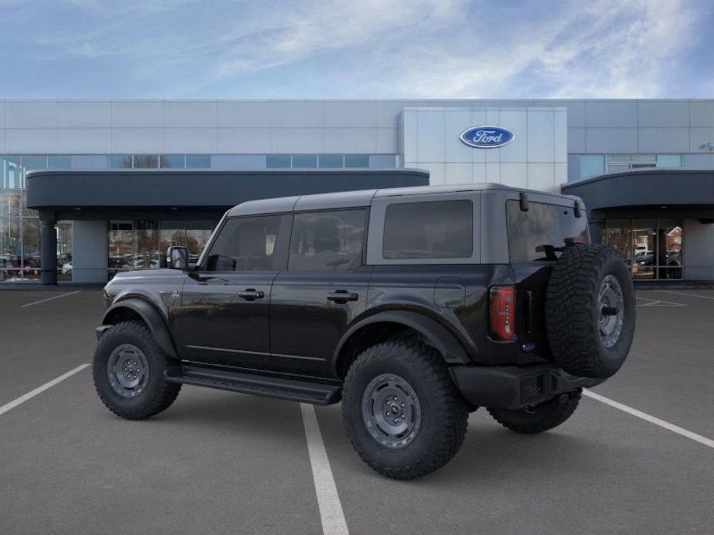 New 2025 Ford Bronco Outer Banks SUV