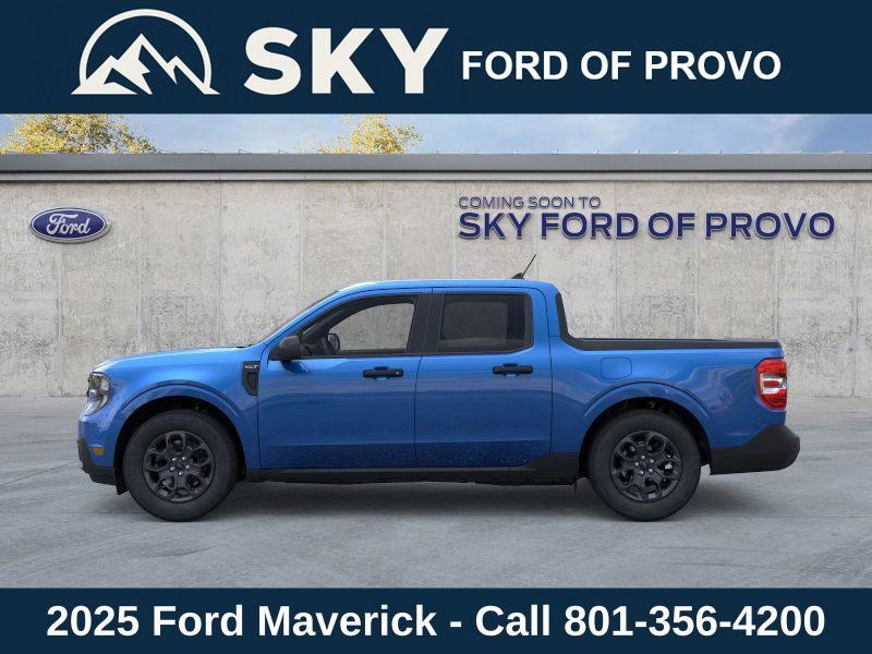 2025 Ford Maverick XLT photo 3