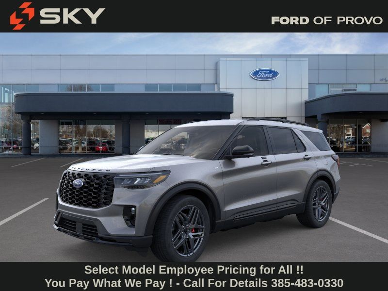 2026 Ford Explorer ST-LINE 4WD's photo