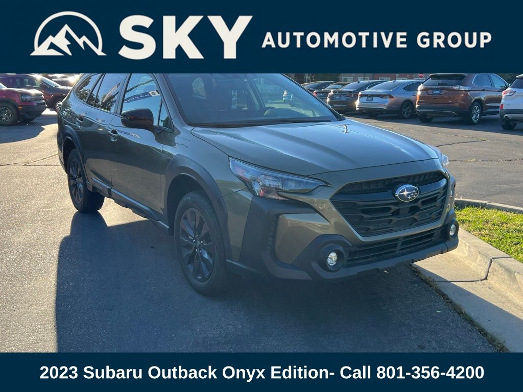2023 Subaru Outback Onyx Edition photo 3