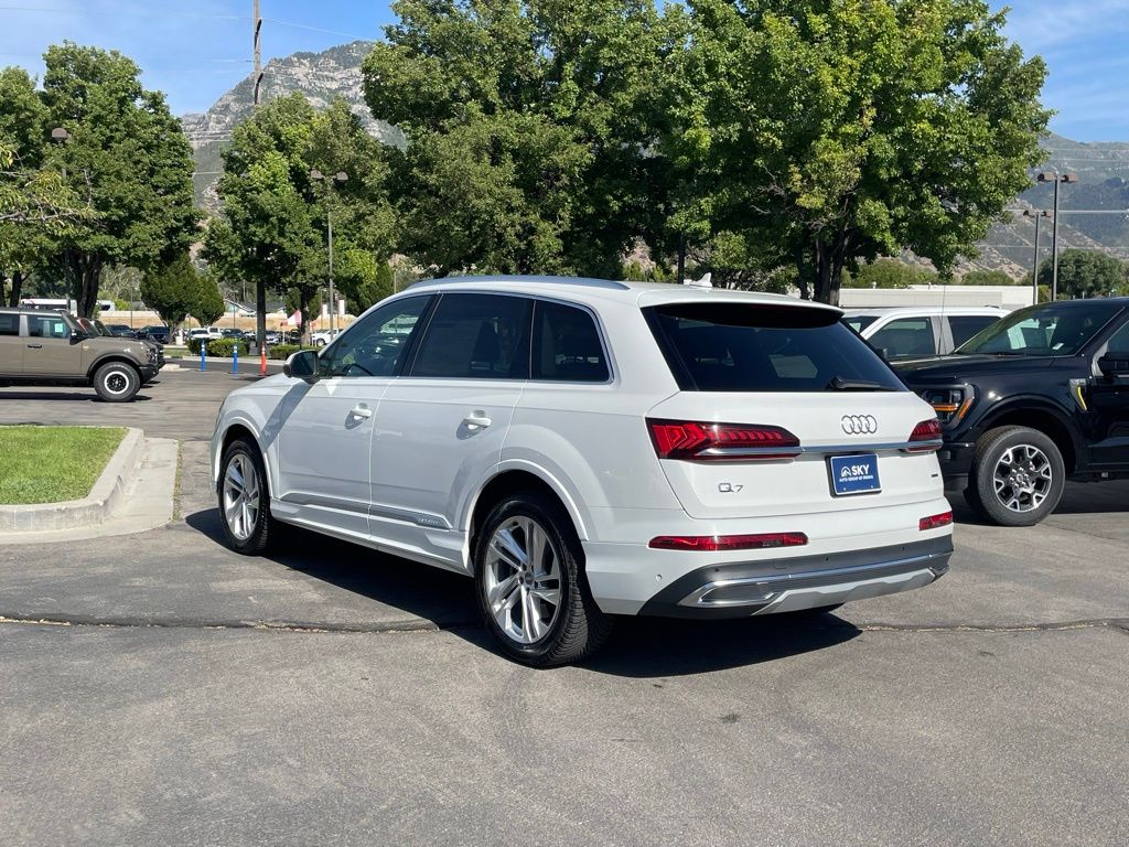 2020 Audi Q7 55 Premium Plus photo 4