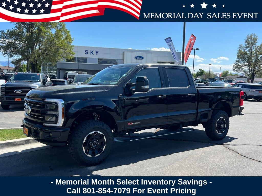 2026 Ford F-350 Platinum 4x4 Crew Cab 6-3/4' Box SRW's photo
