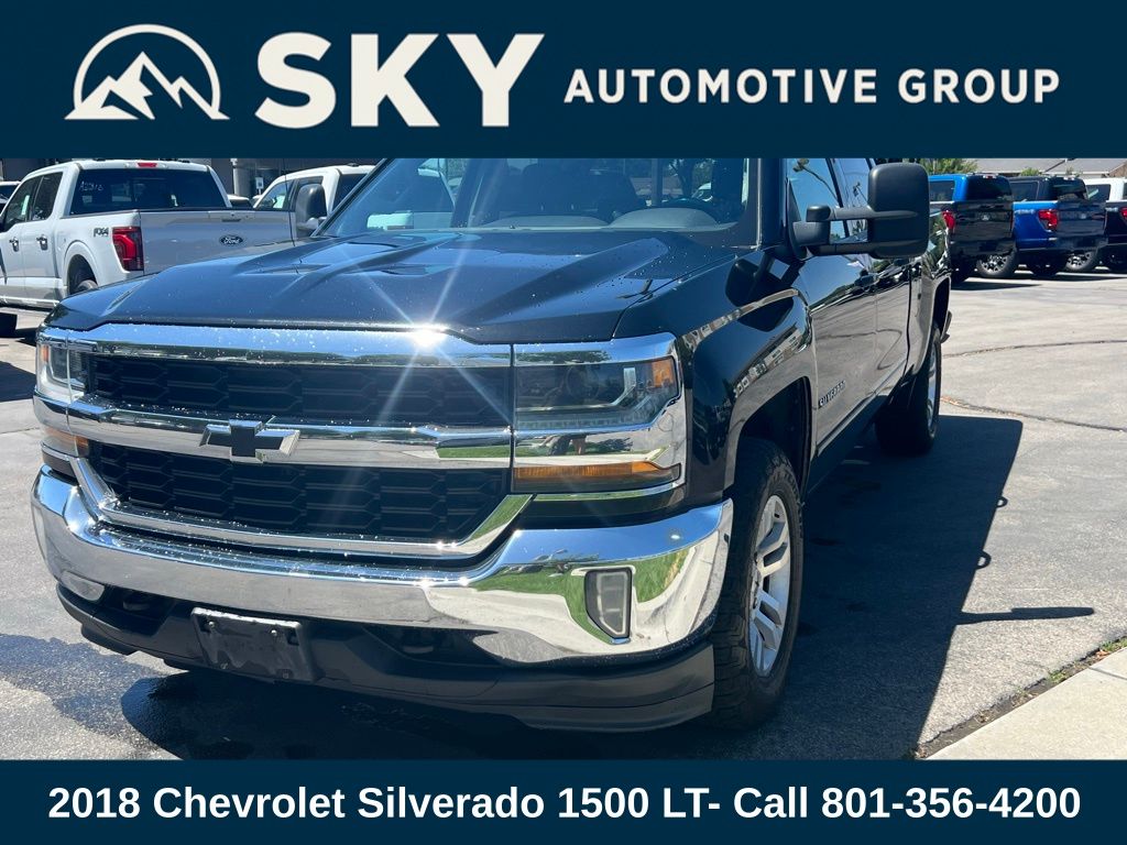 2018 Chevrolet Silverado 1500 LT photo 2