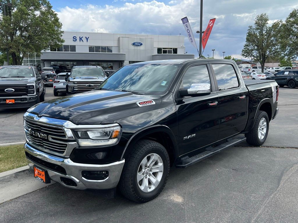 2019 RAM 1500 Laramie 4x4 Crew Cab 5'7's photo