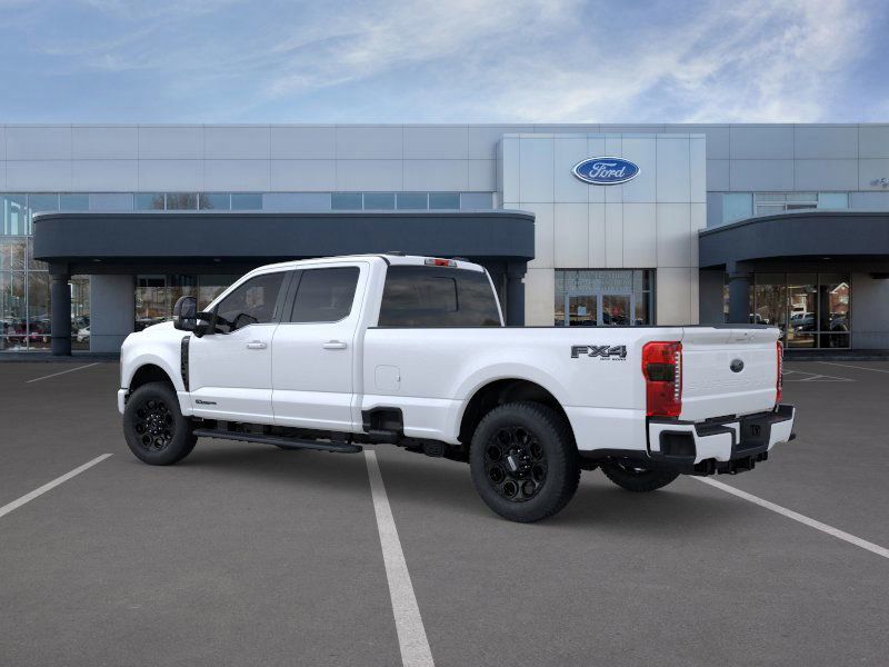 2025 Ford F-350 Lariat photo 4