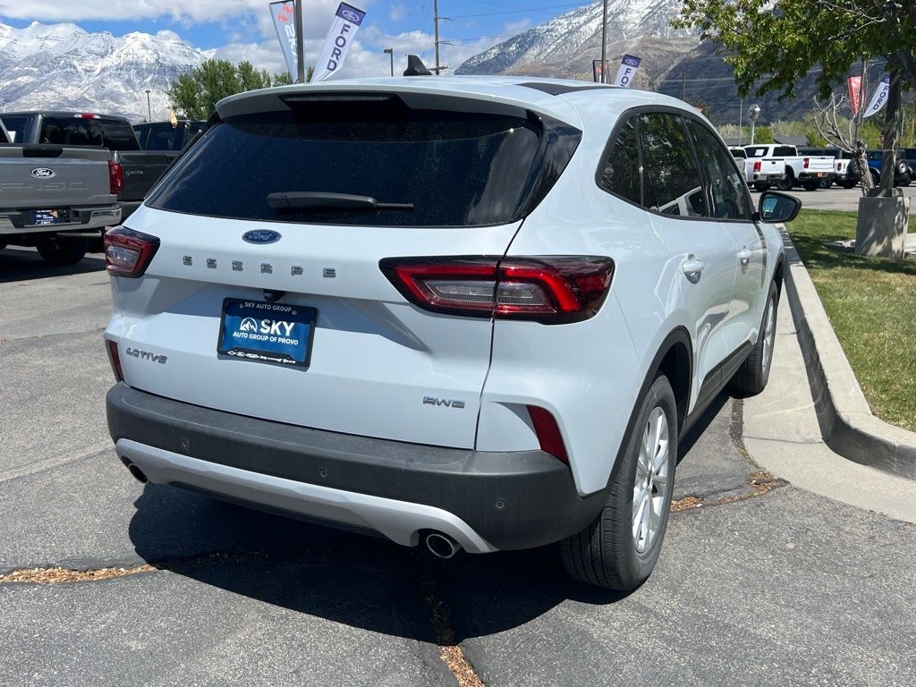 2025 Ford Escape Active - Photo 10