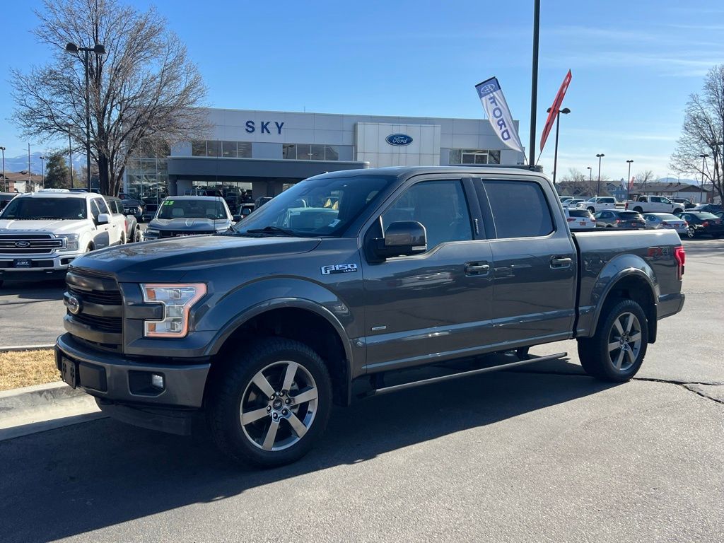 2017 Ford F-150 Lariat 4x4 SuperCrew 145 in's photo