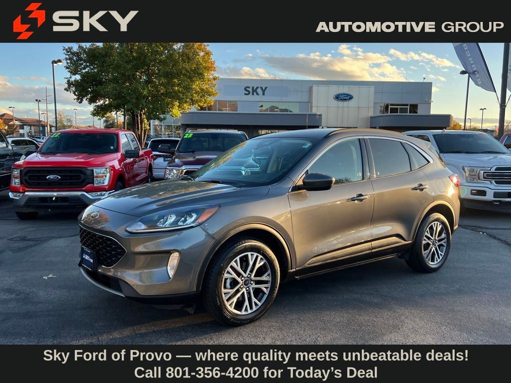2021 Ford Escape SEL's photo