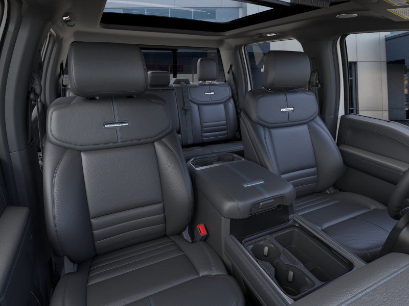 2026 Ford F-350 Super Duty Platinum - Photo 10