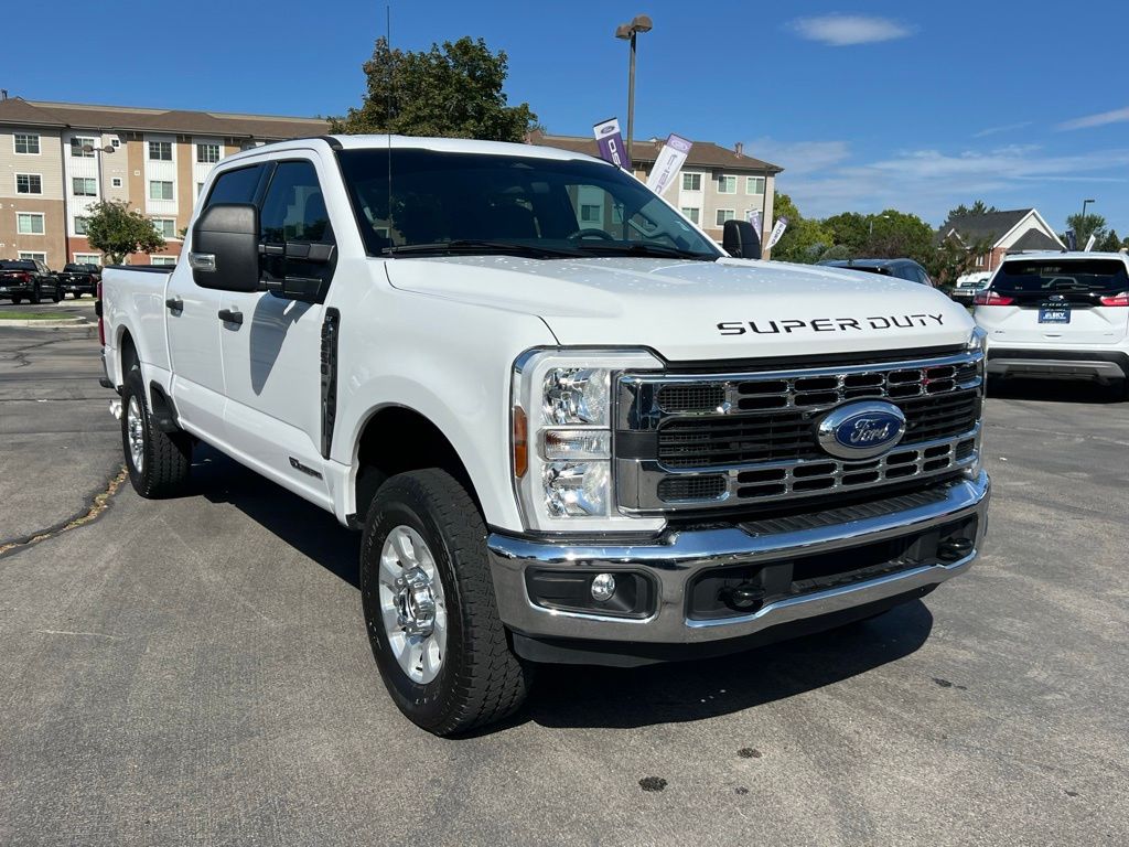 2024 Ford F-250 XLT photo 4