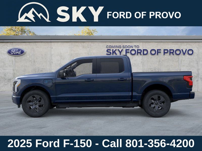 2025 Ford F-150 Lightning photo 2