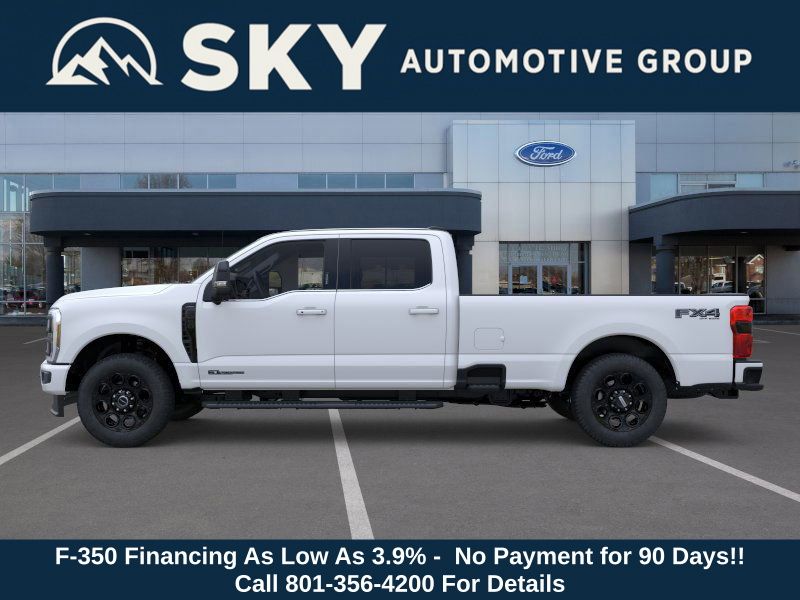 2025 Ford F-350 Lariat photo 3