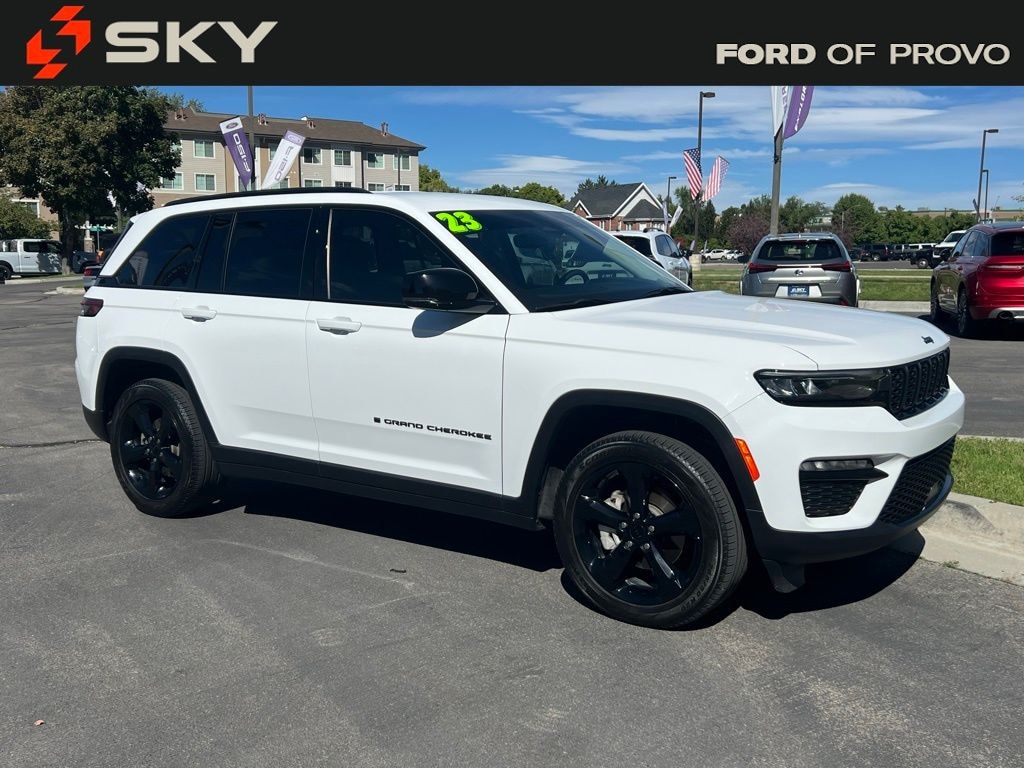 Used 2023 Jeep Grand Cherokee Limited SUV