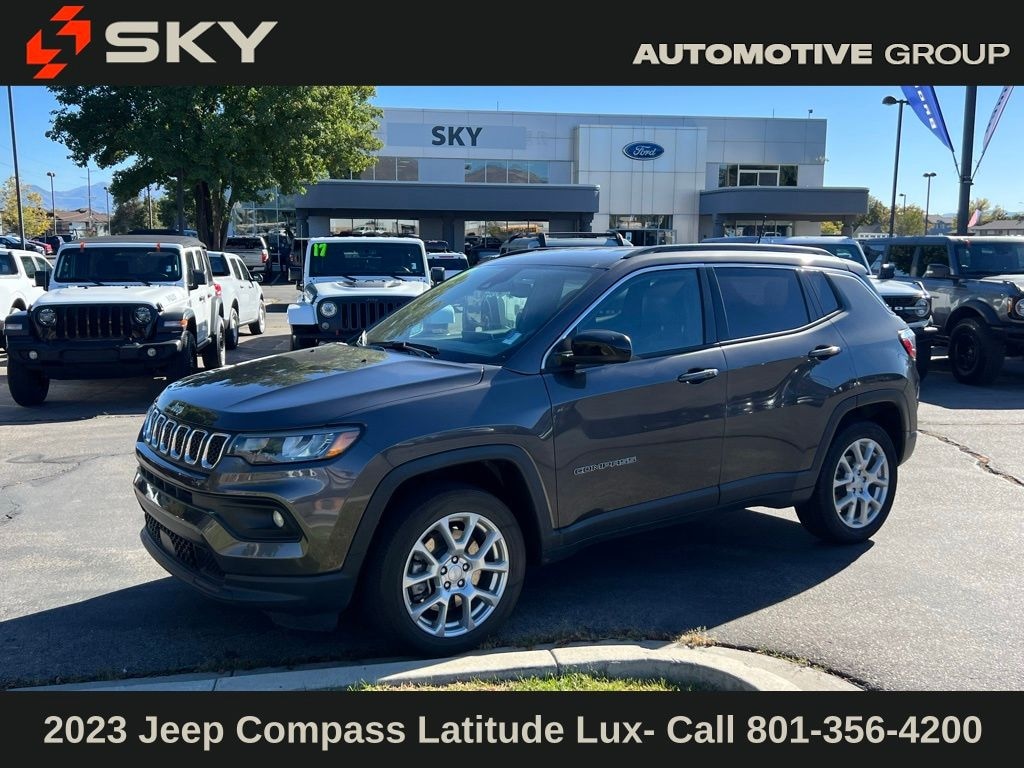 Used 2023 Jeep Compass Latitude Lux SUV