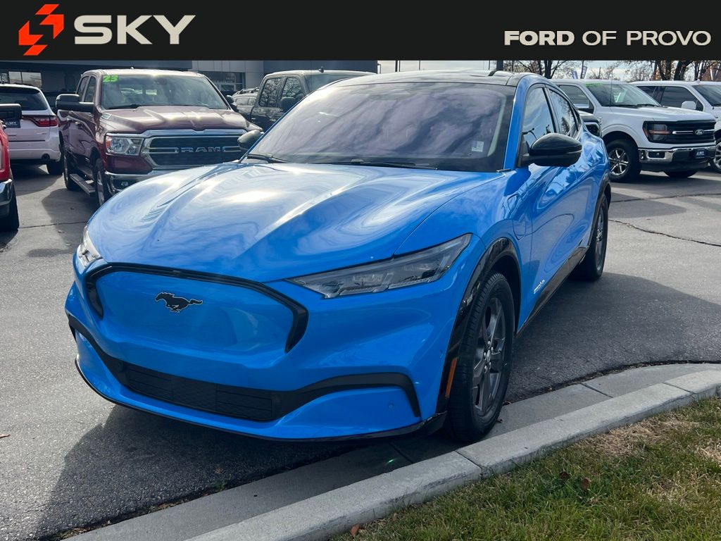 2023 Ford Mustang Mach-E Premium photo 2
