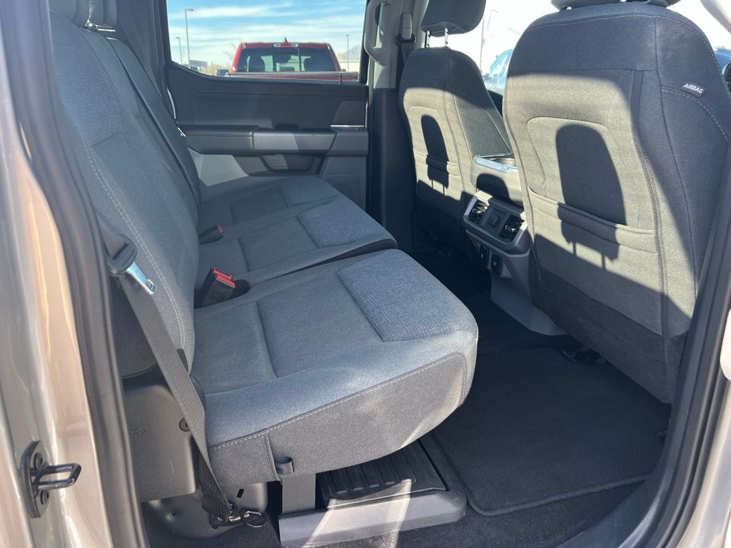 2025 Ford F-150 XLT - Photo 19