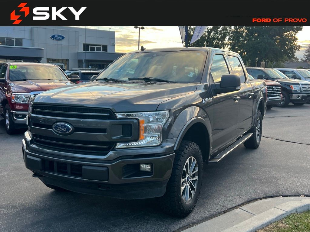 2020 Ford F-150 XLT photo 2