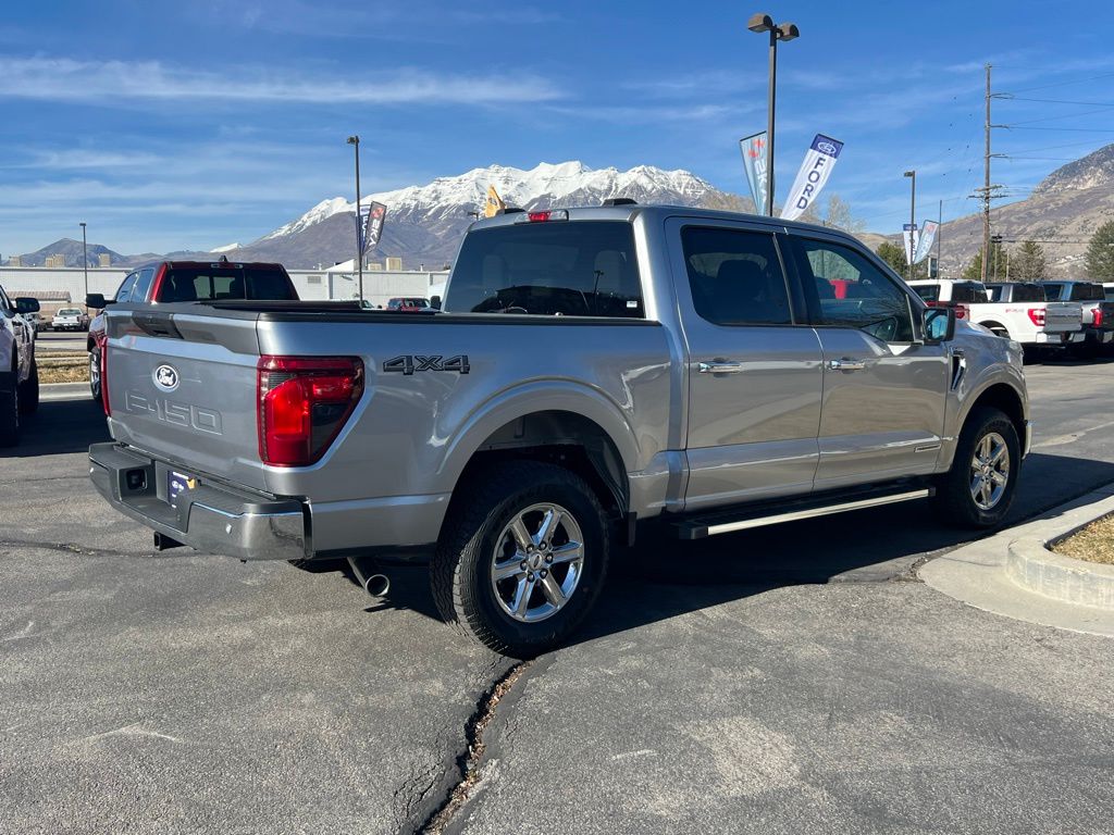 2025 Ford F-150 XLT - Photo 8