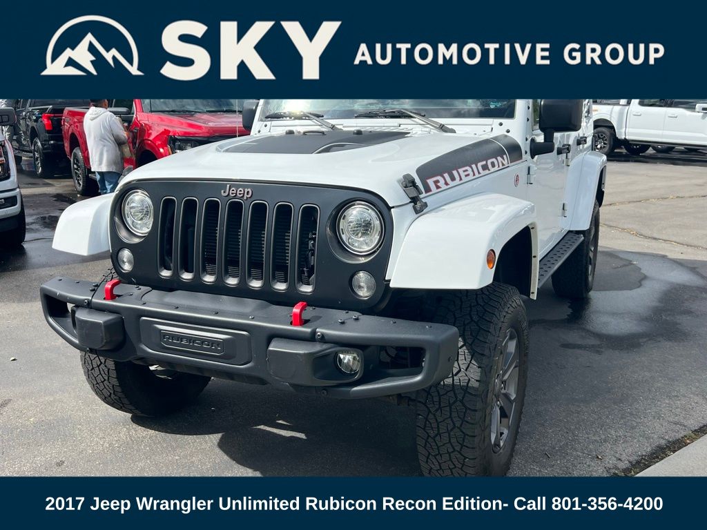 2017 Jeep Wrangler Unlimited Rubicon Recon photo 2