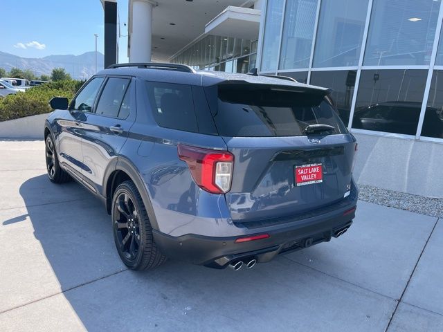 2021 Ford Explorer ST photo 2