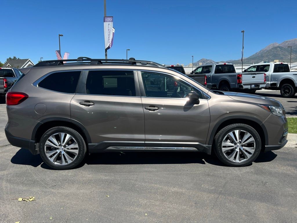 2021 Subaru Ascent Limited photo 4