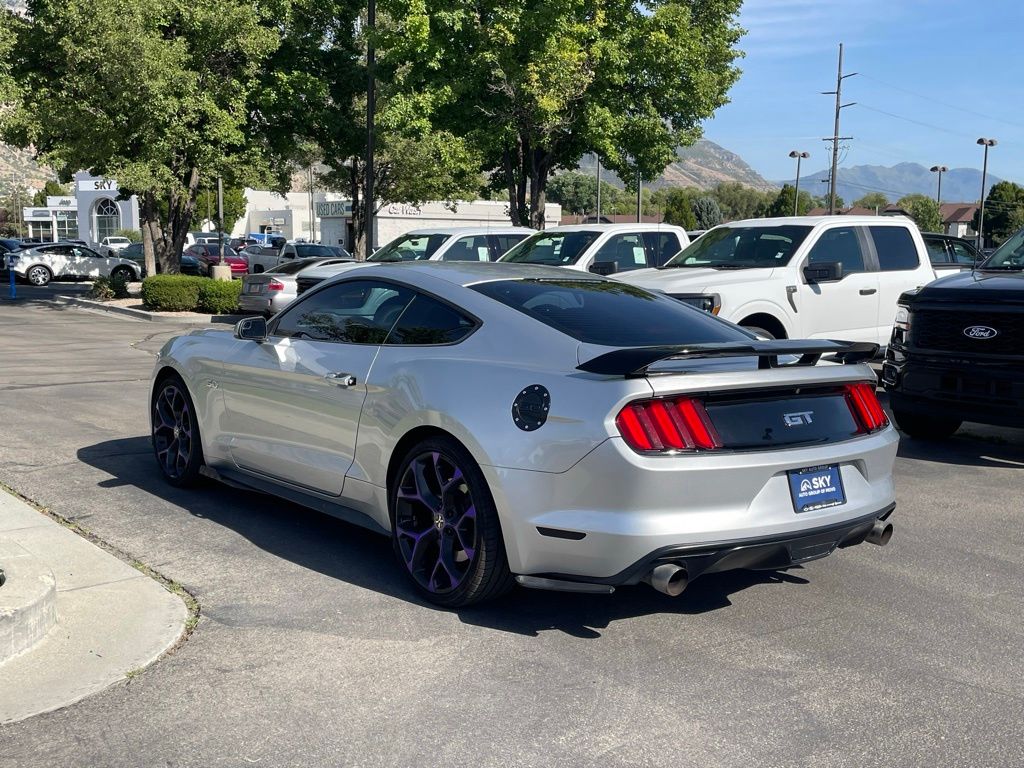 2016 Ford Mustang GT photo 4