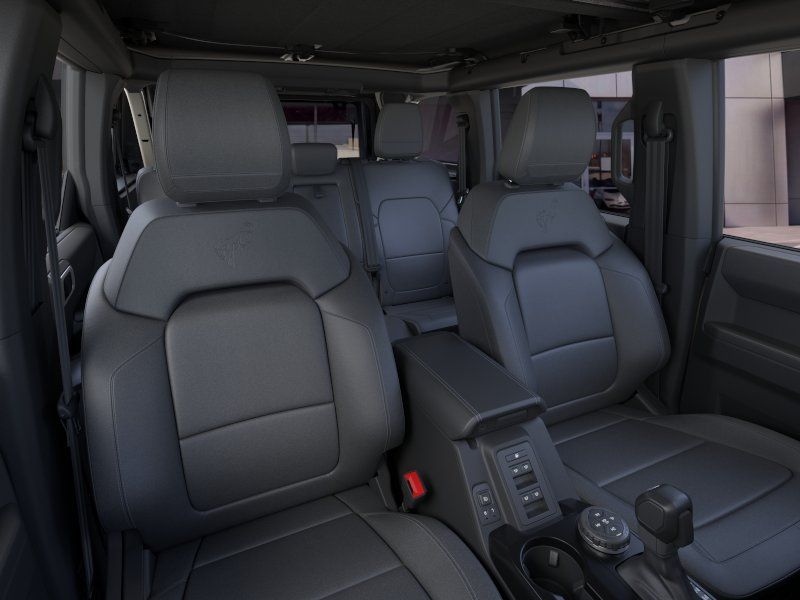 2026 Ford Bronco 4-Door Outer Banks - Photo 10