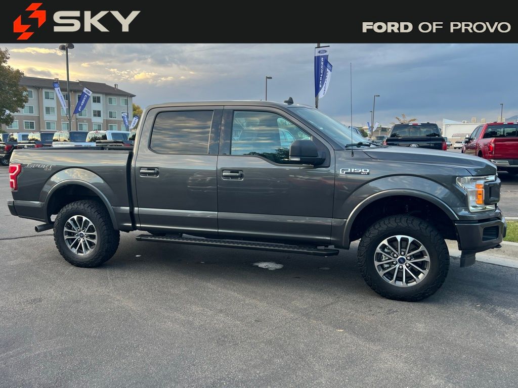 2020 Ford F-150 XLT photo 4