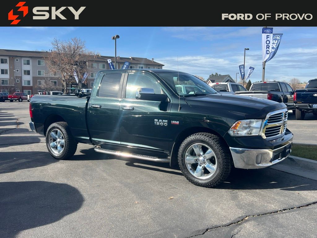 2015 Ram 1500 SLT photo 3