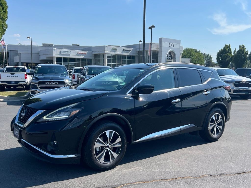 Used 2023 Nissan Murano SV SUV